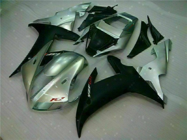 2002-2003 Silver Black Yamaha YZF R1 Fairings 2002-2003 Silver Black Yamaha YZF R1 Fairings