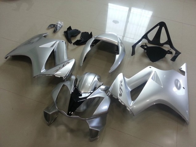 2002-2013 Silver Honda VFR800 Fairings 2002-2013 Silver Honda VFR800 Fairings