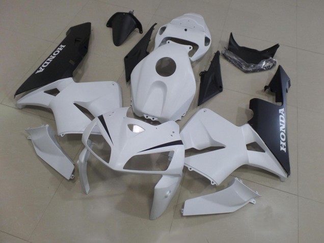 2005-2006 White Black Honda CBR600RR Plastics Fairings 2005-2006 White Black Honda CBR600RR Plastics Fairings