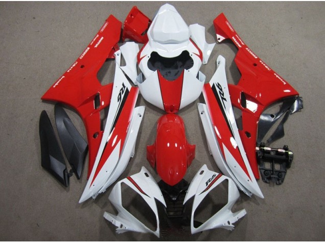 2006-2007 White Red Black Decal Yamaha YZF R6 Fairings 2006-2007 White Red Black Decal Yamaha YZF R6 Fairings